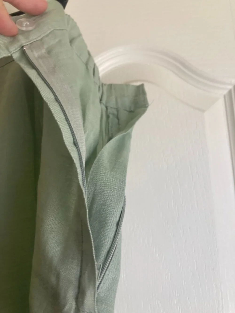 Jordan 100% linen pale sage green cropped trousers with sheer hem decor size XL